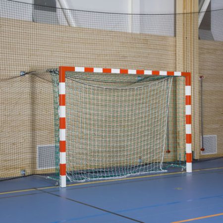 Handbollsmål svängbart